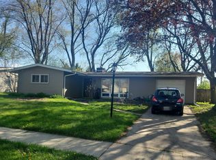 2030 Spring Brook Ave, Rockford, IL 61107