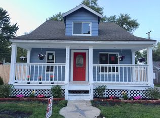 22613 Hanson Ct, Saint Clair Shores, MI 48080
