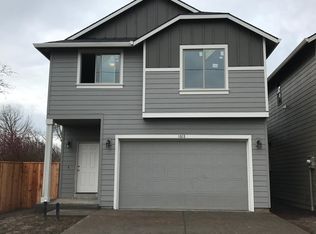 1014 Douglas St, Forest Grove, OR 97116