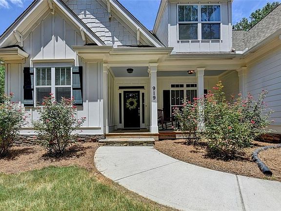 3rd image of 919 Fields Chapel Rd