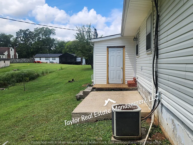 110 Doris Ln #B — Photo 8