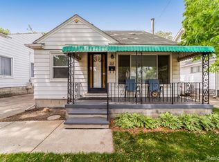 305 E Granet Ave, Hazel Park, MI 48030