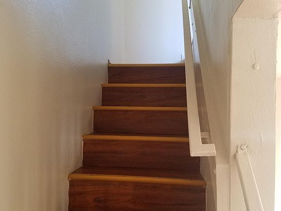 4th image of 2155 N Towne Ave APT 6