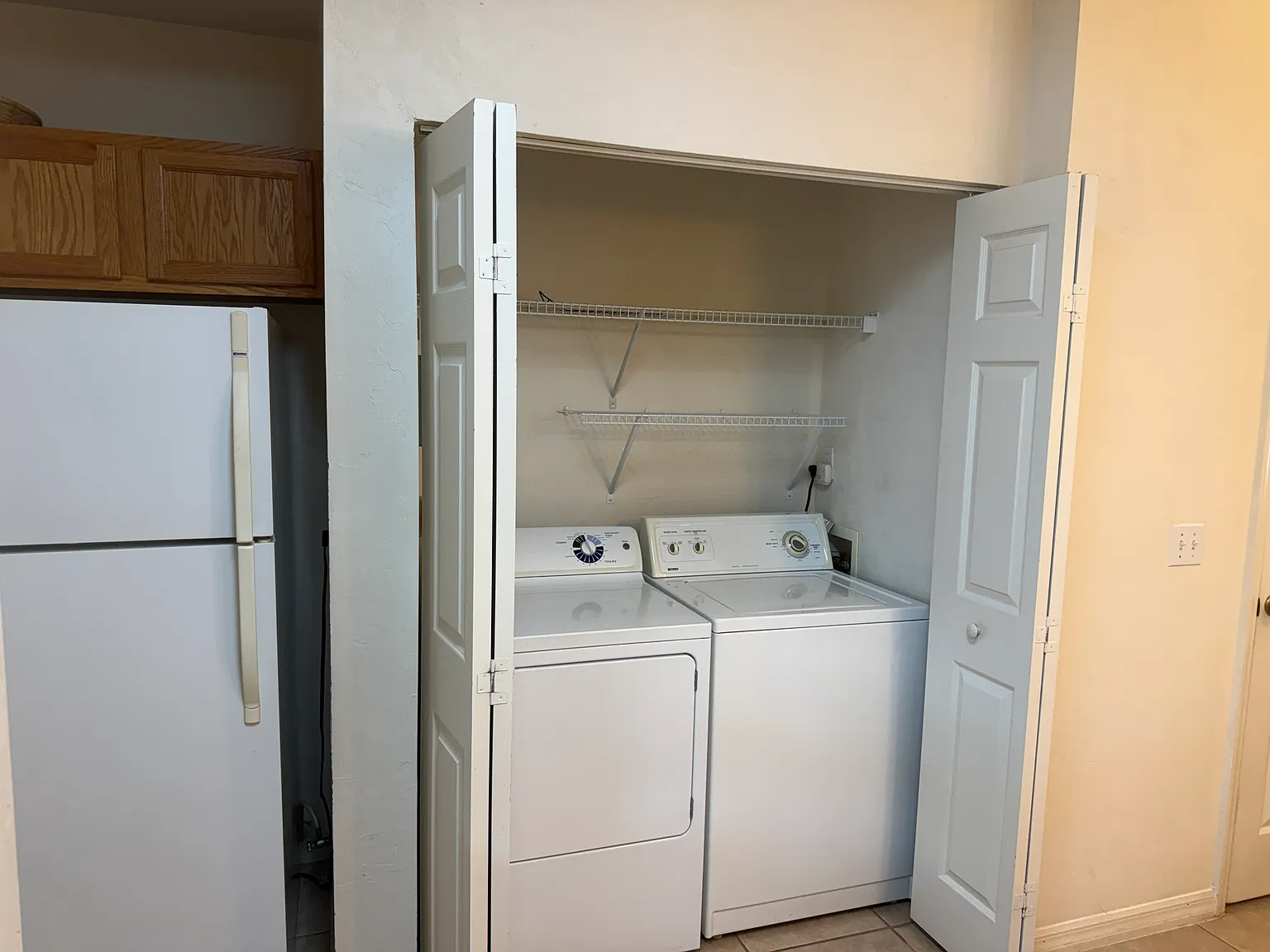 2 bed, 2.5 bath, 1114 sqft, $1,500 — Photo 4
