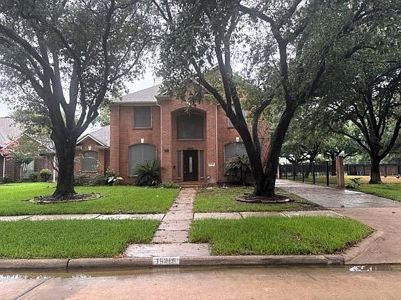 3rd image of 15218 Foster Springs Ln