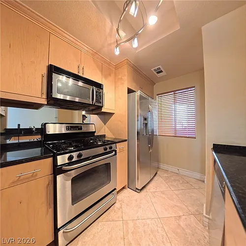 220 E Flamingo Rd Photo 1