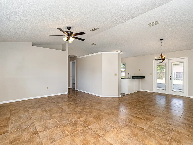 1112 Malone St NW — Photo 7