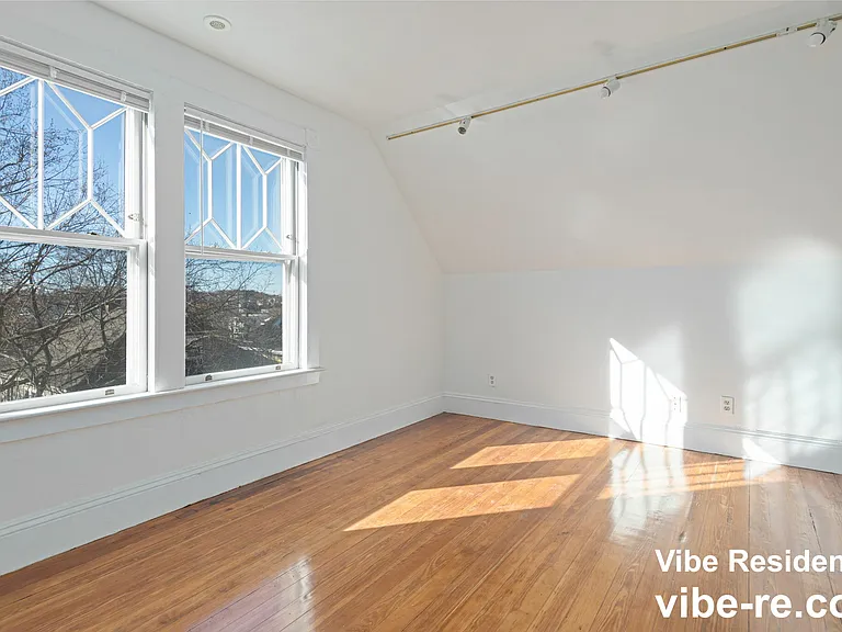 10-12 Castlerock St #2 — Photo 16