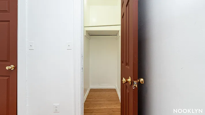 Rented by Nooklyn NYC LLC | media 16