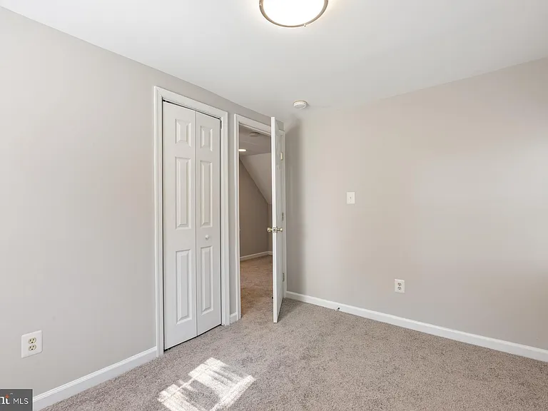 6903 Friendship Rd — Photo 24