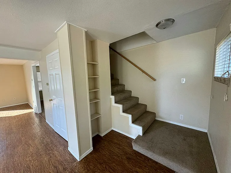 2804 McLeod Rd — Photo 7