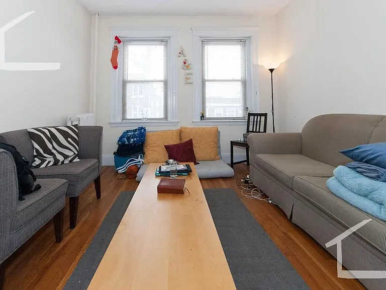 130 Brainerd Rd #4 — Photo 2