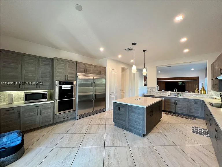 11 NW 122nd Ave — Photo 14