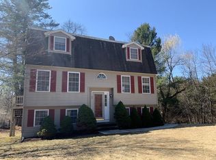 17 Seaford St, Wilmington, MA 01887