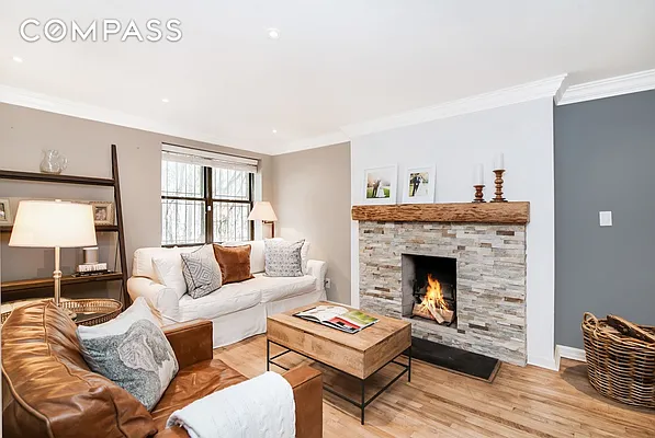 Sold by Compass | media 1