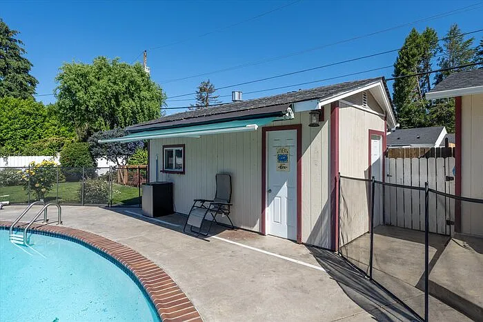 2820 Maryland St — Photo 56