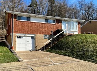 463 Lindsay Rd, Carnegie, PA 15106