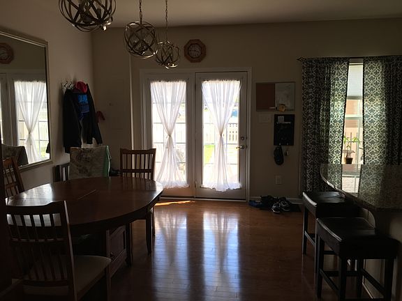 Large breakfast area