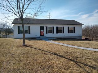 806 N 6th Ter, Savannah, MO 64485