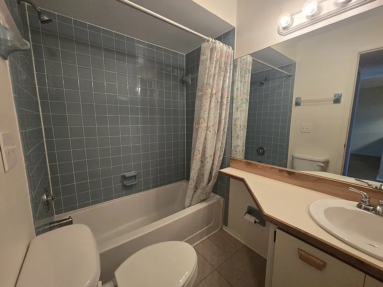 515 Landings Way — Photo 11