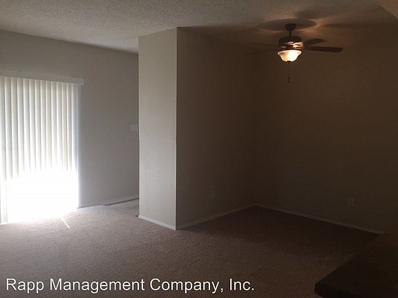 3rd image of 7147 N Holiday Dr