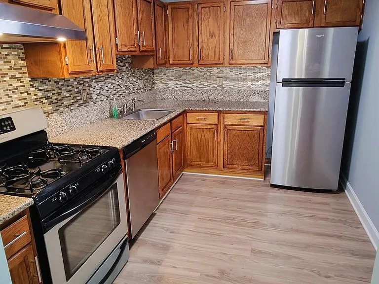151 Steeplechase Ct — Photo 7