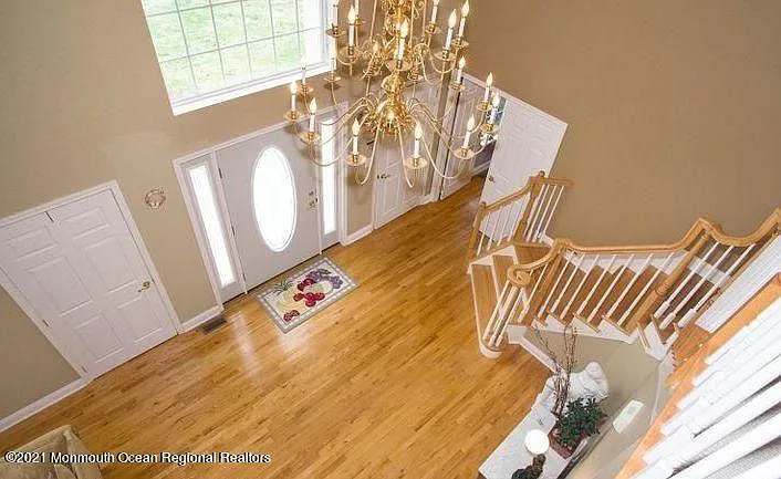 5 bed, 4.5 bath, $4,500 — Photo 4