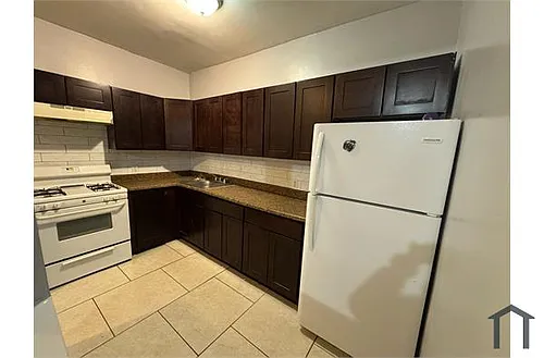 57 Maple Ave #B2 Photo 1