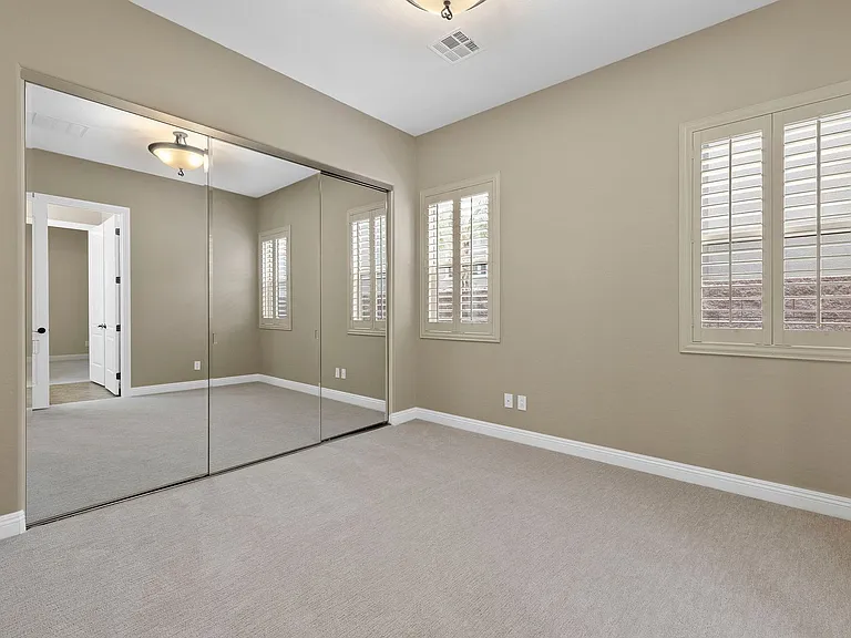2776 Liberation Dr — Photo 6