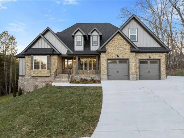 582 Kashaya Ln, Soddy Daisy, TN 37379