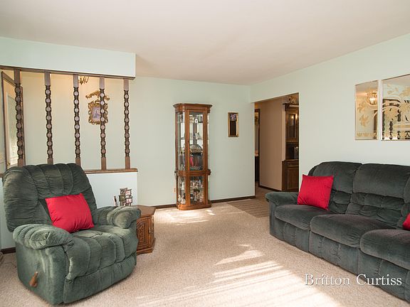 4th image of 3721 Tallman Ave SE