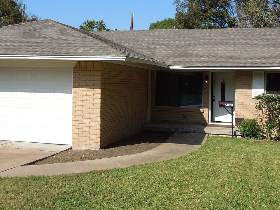 1st image of 2141 Siesta Dr