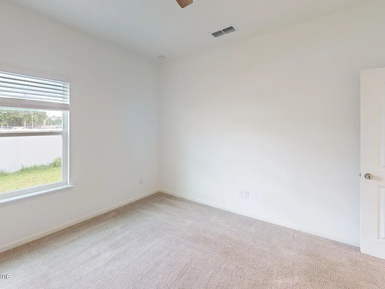 6896 Friendship Fountain Ave — Photo 11