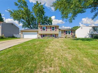 915 Guilford Blvd, Medina, OH 44256