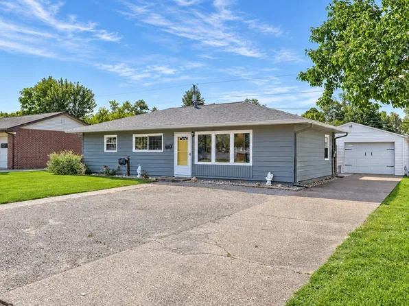 320 W Mill Rd, Evansville, IN 47710