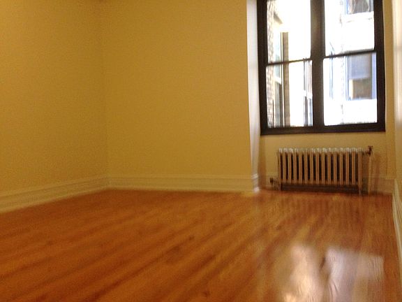 3rd image of 186 2nd Ave #6L