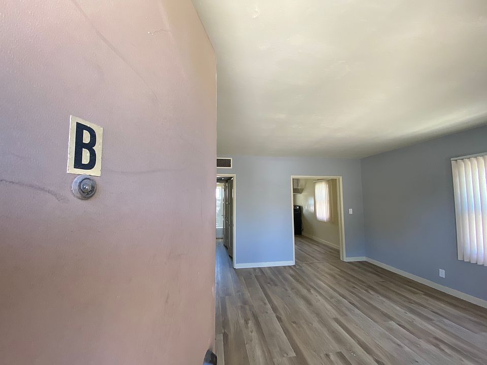 1st image of 160 W Hillcrest Blvd APT B-hillcres
