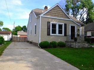 828 Shea Ave, Green Bay, WI 54303
