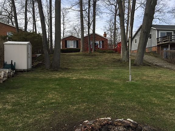 2nd image of 11570 Maxfield Blvd