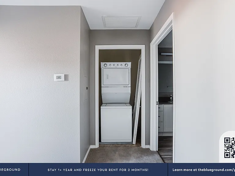 Washer/Dryer in Apartment
