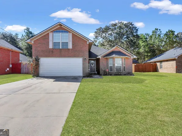 196 Gloucester Dr, Midway, GA 31320