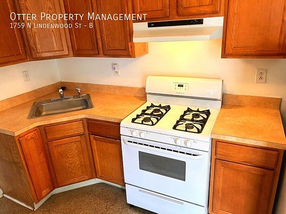 3rd image of 1759 N Lindenwood St #B