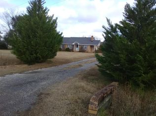 374 Blanks Dairy Rd, Clarkton, NC 28433