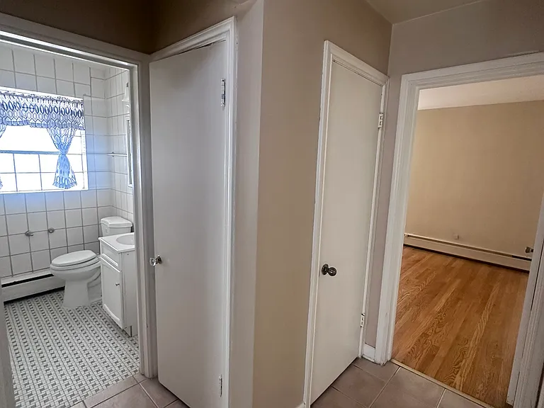 2533 S 57th Ave #1 — Photo 13