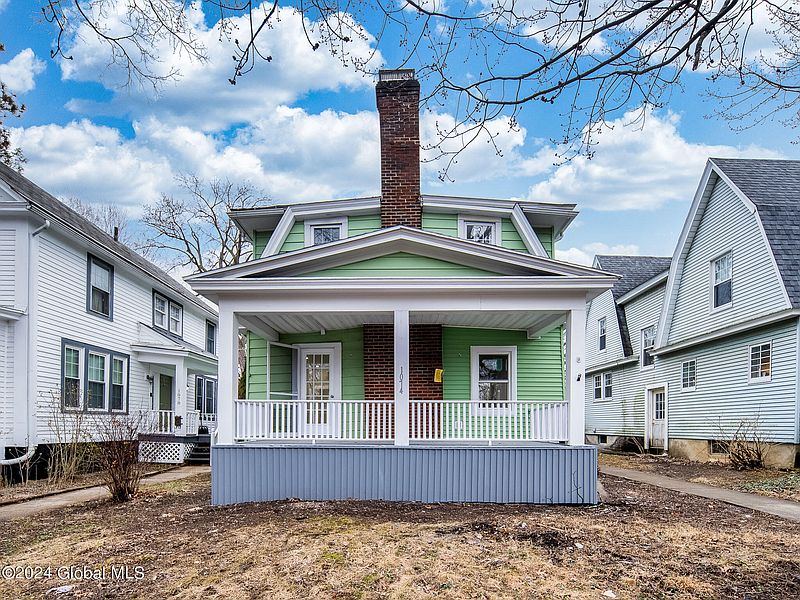 2nd image of 1074 Maryland Avenue