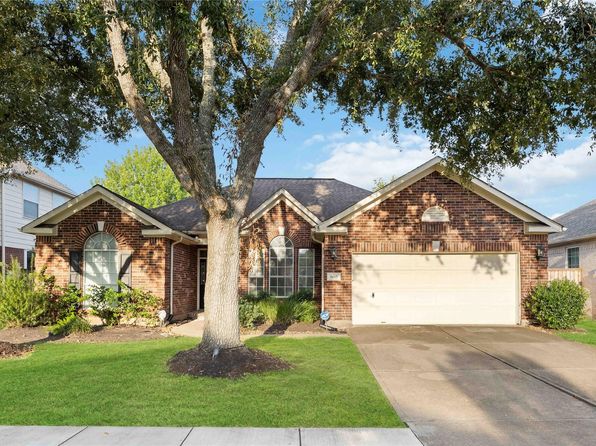 8615 Saratoga Dr