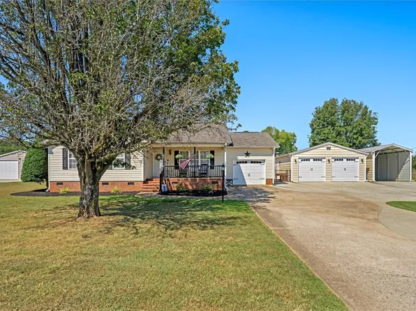 623 New Hope Rd, Anderson, SC 29626