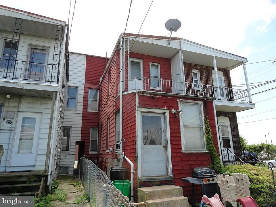 2nd image of 603 York St