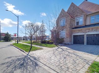 3585 Stonecutter Cres, Mississauga, ON L5M 7N6