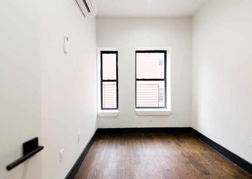 1st image of 205 Johnson Ave #4LLLOT